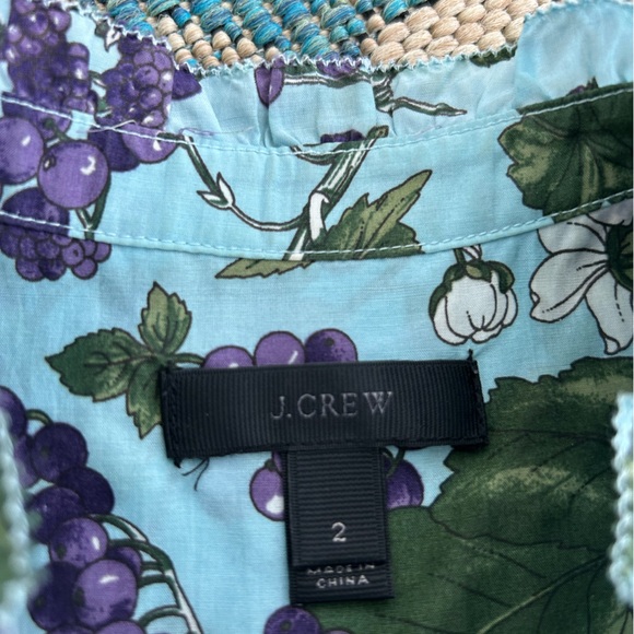 Jcrew sleeveless ruffle button up top in Ratti fruity floral size 2 - Picture 5 of 10